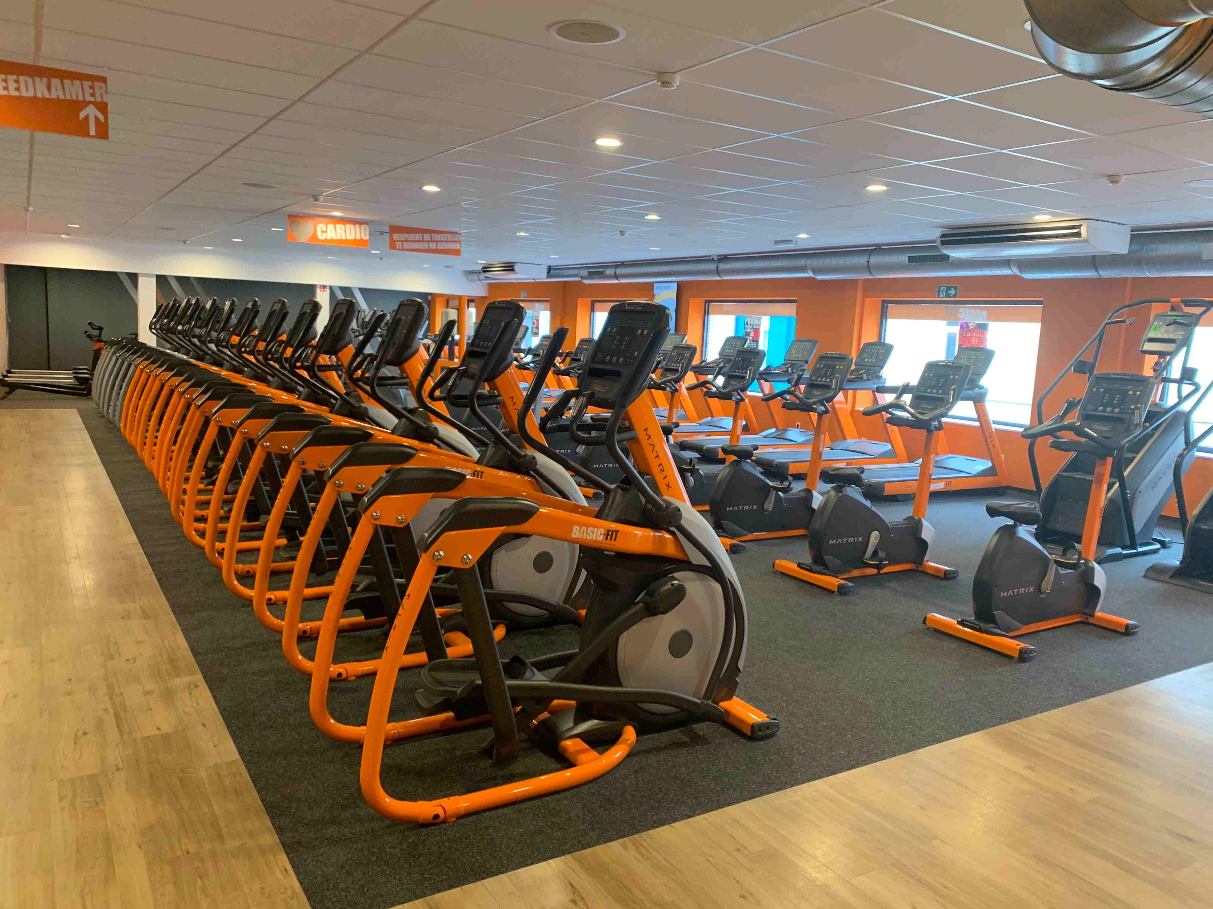 Fitnessclub basic fit gent ledeberg hoveniersstraat 24 7